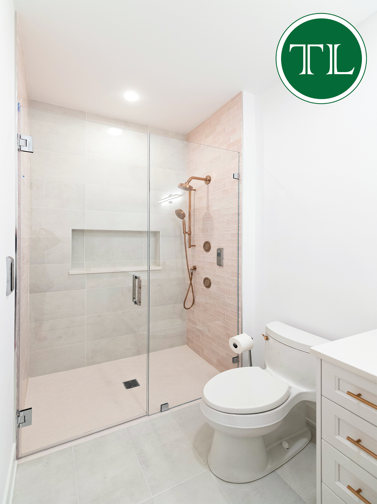 Luxurious Master Bathroom Must Haves - Tom Len Custom Homes 3